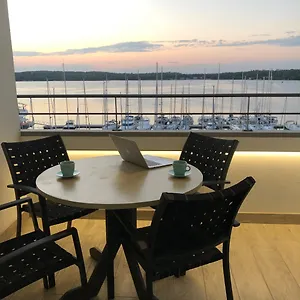 Apartment Center Seaview 