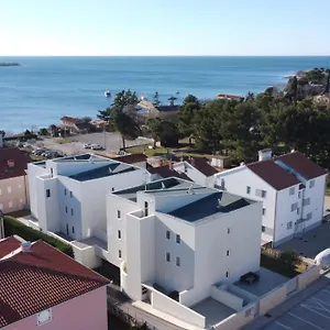 Apartment A&v 