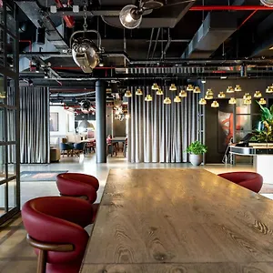 Radisson Red Brussels Hotell