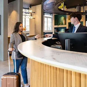 מלון Novotel Off Grand Place, בריסל