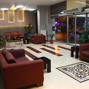 Otel Napa ***